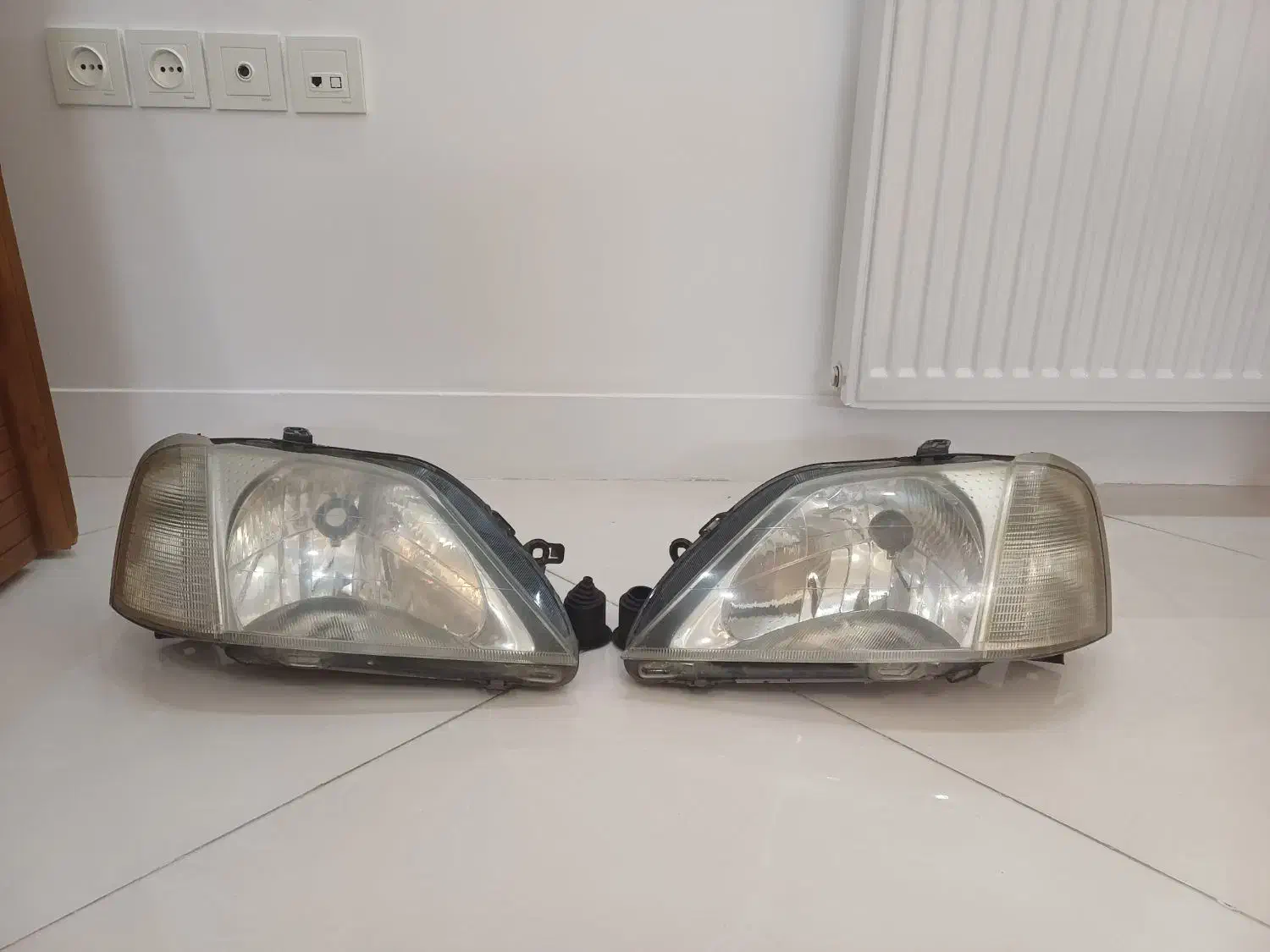 چراغ جلو ال۹۰|قطعات یدکی و لوازم جانبی|ری, فیروزآبادی|دیوار