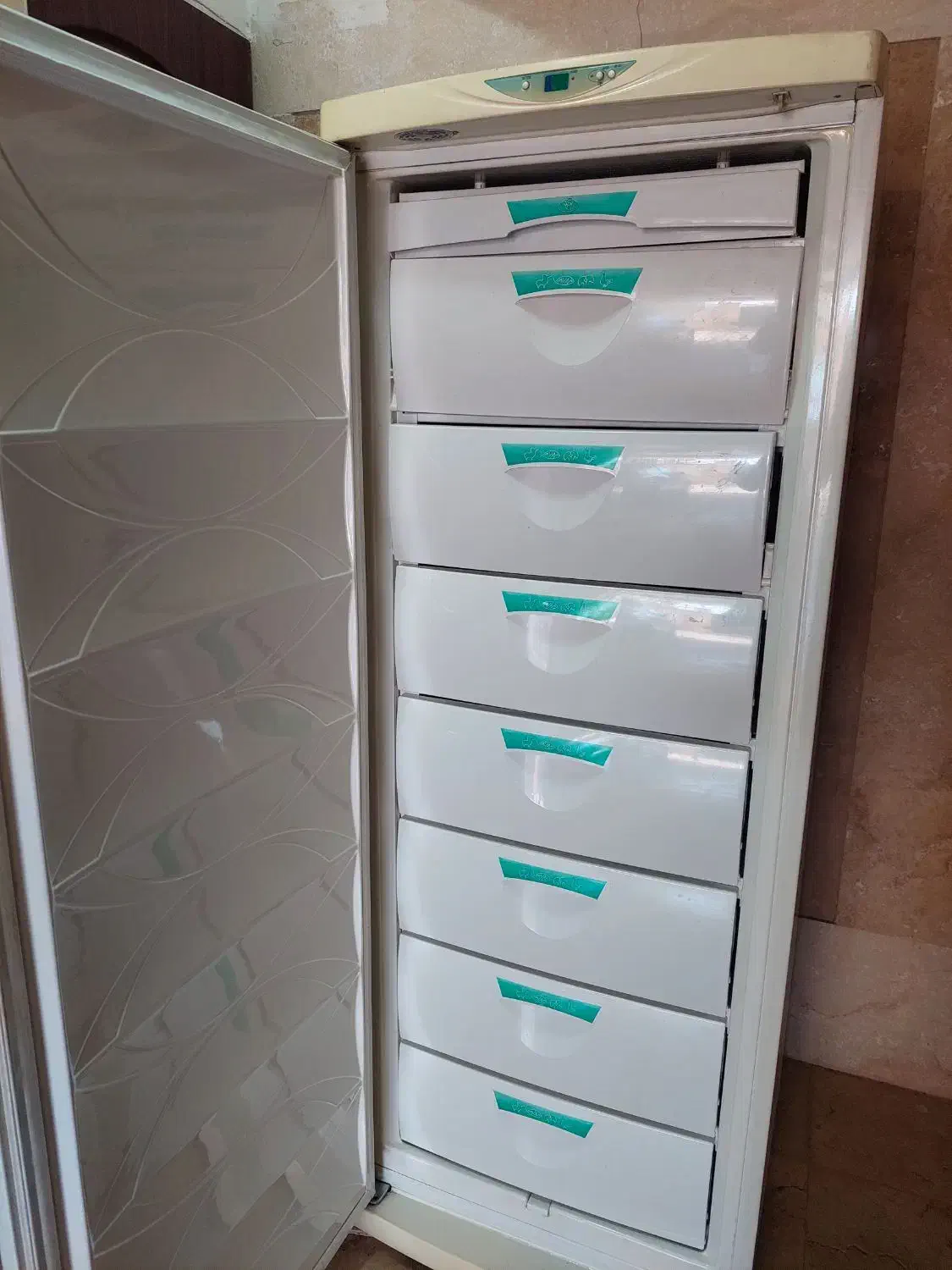 فریزر پارس در حد نو|یخچال و فریزر|هشتگرد, شهرک بعثت|دیوار
