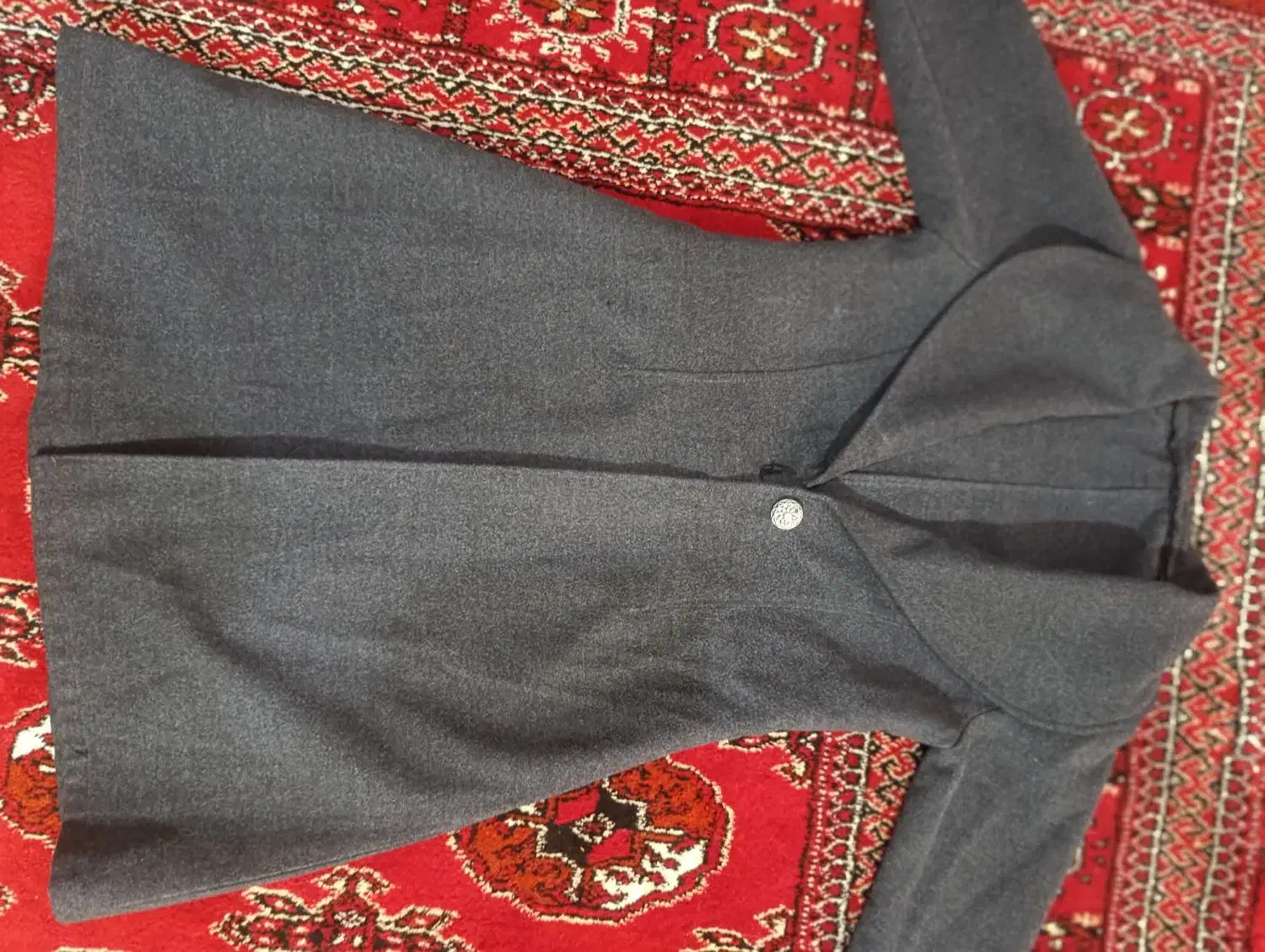 پالتو|لباس|بندر ترکمن, |دیوار