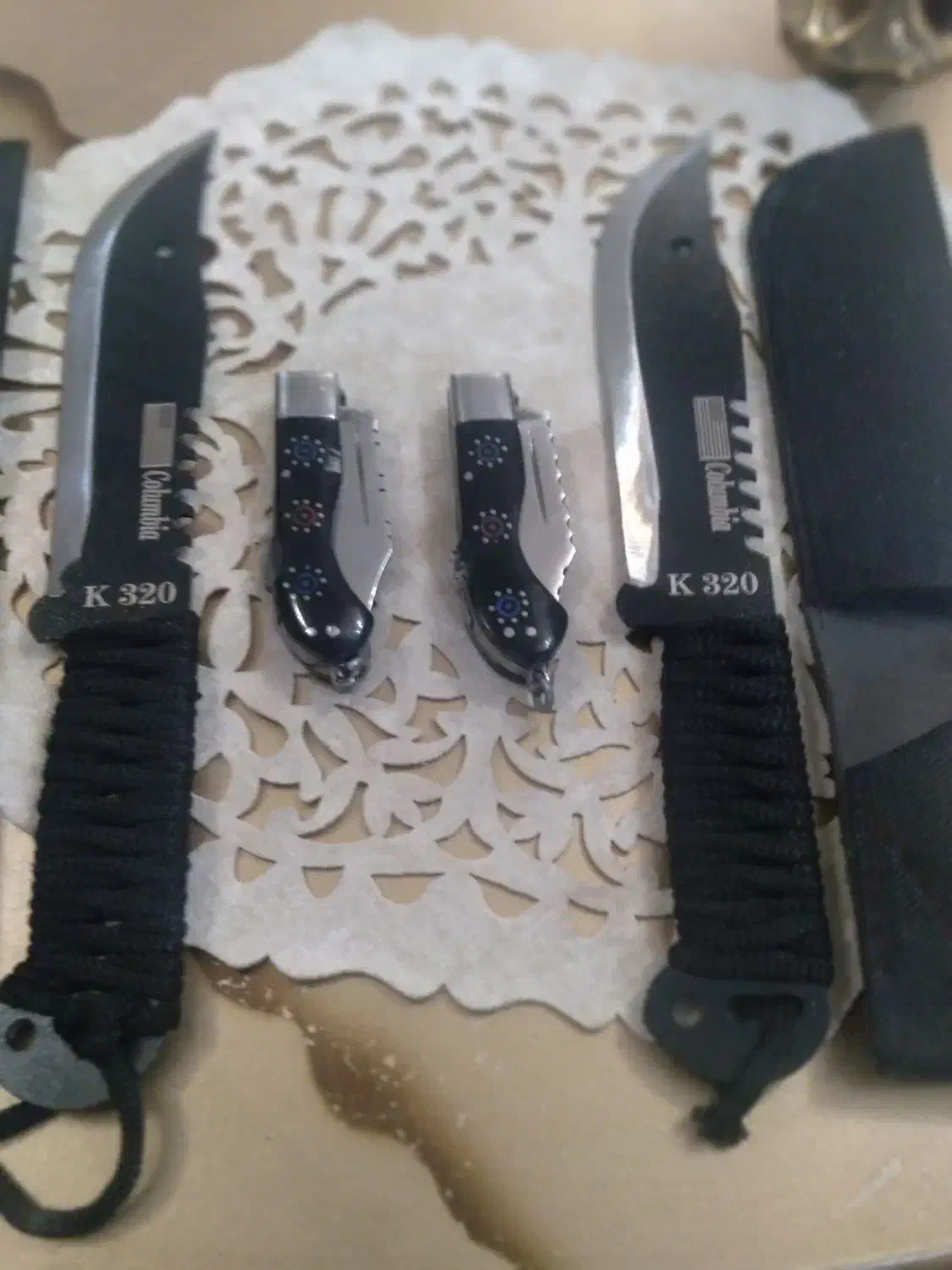 چاقو|کلکسیون اشیاء عتیقه|مشگین شهر, |دیوار