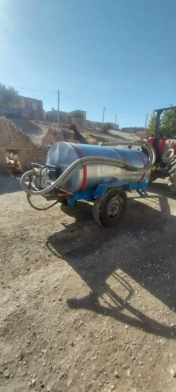 تانکر چرخ دار با متور آب ۲اینج|ماشینآلات صنعتی|دیواندره, |دیوار