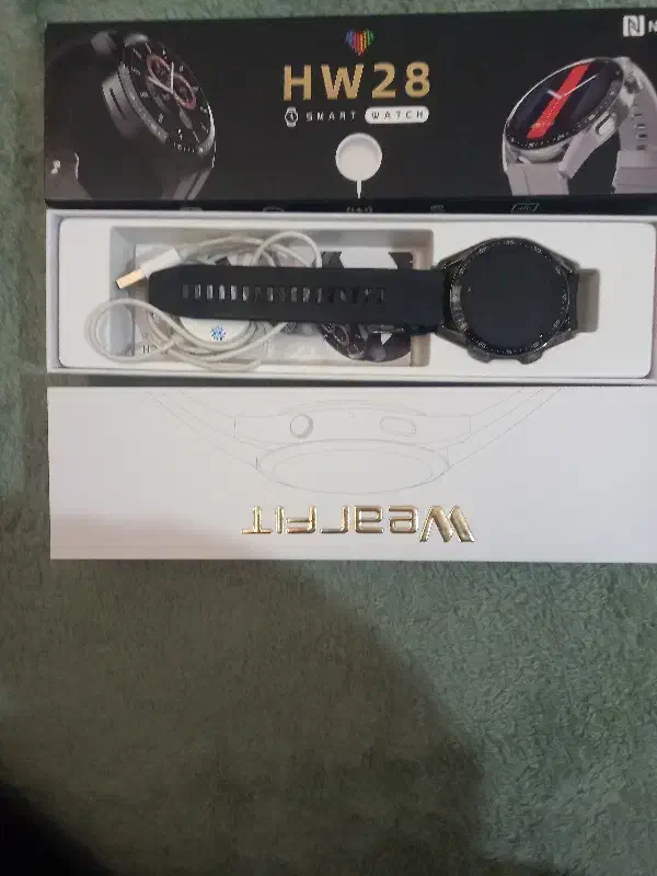 اسمارت واچ|ساعت|گلبهار, شهر جدید گلبهار|دیوار