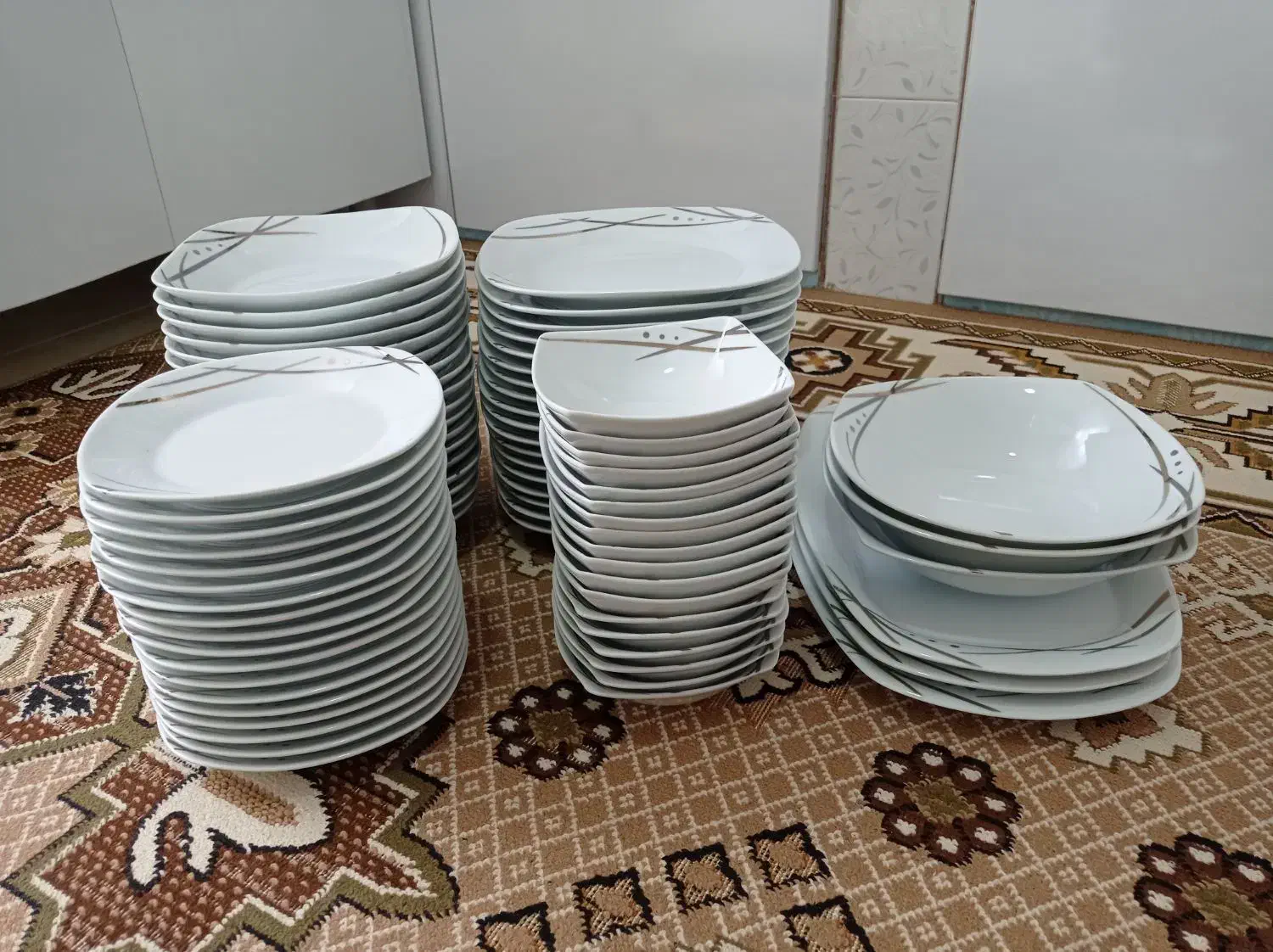 سرویس چینی|ظروف سرو و پذیرایی|جوانرود, |دیوار