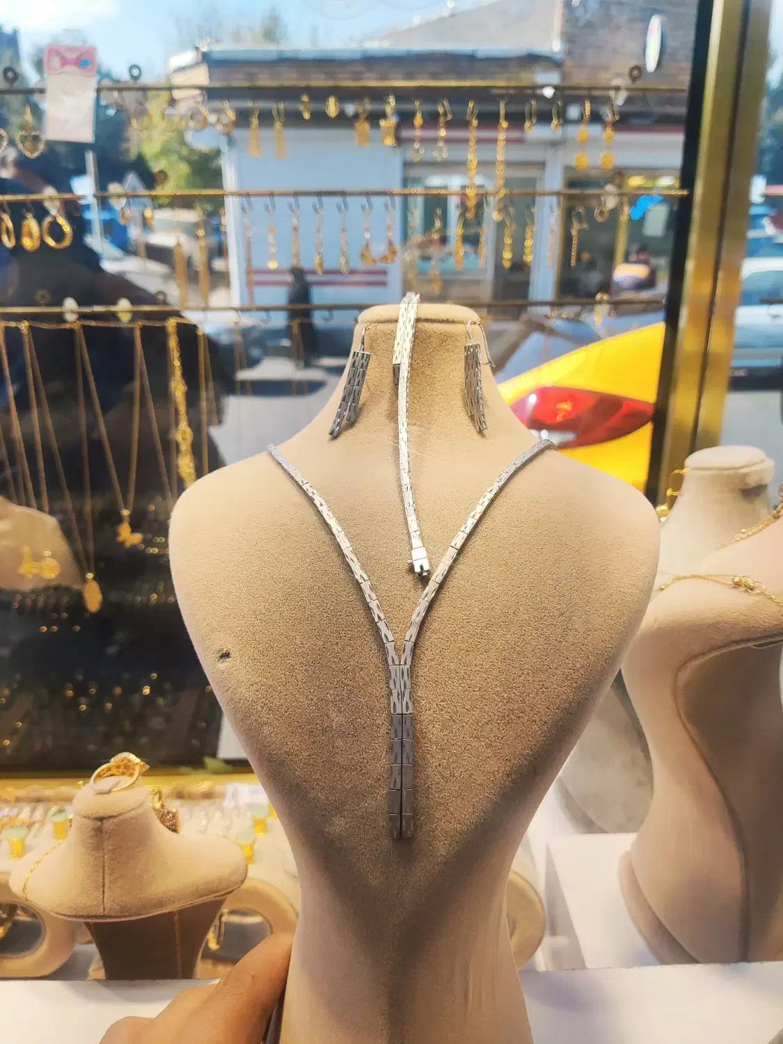 سرویس طلا بدون اجرت|جواهرات|تبریز, |دیوار