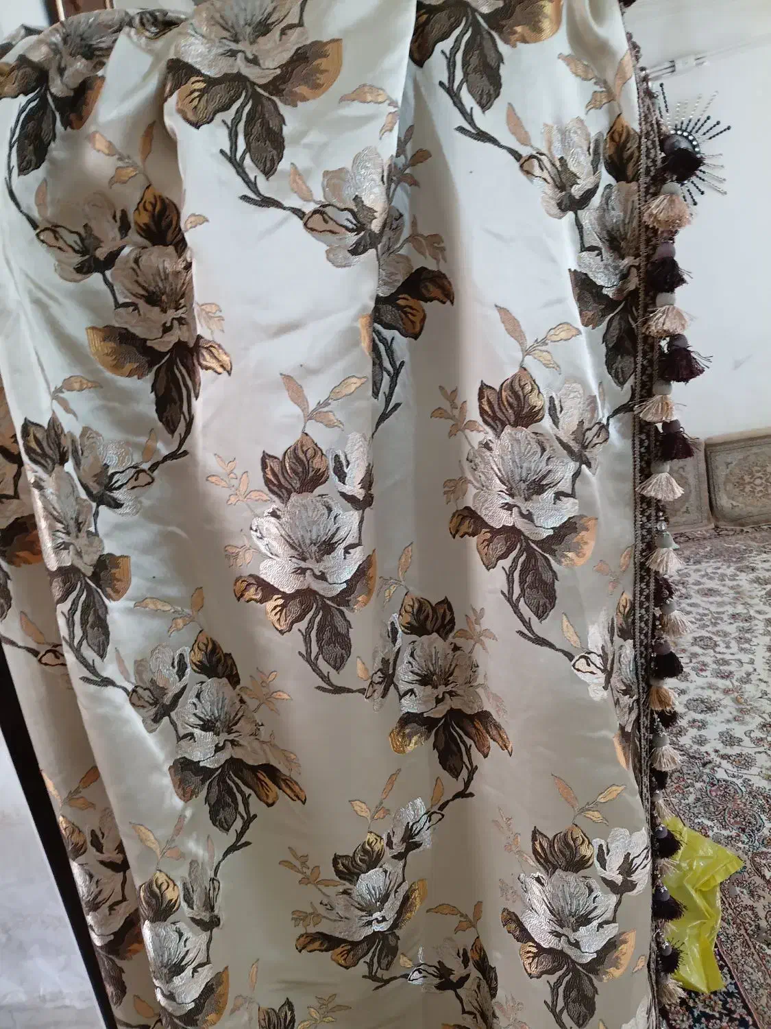 والن پرده|پرده، رانر، رومیزی|دماوند, دماوند|دیوار