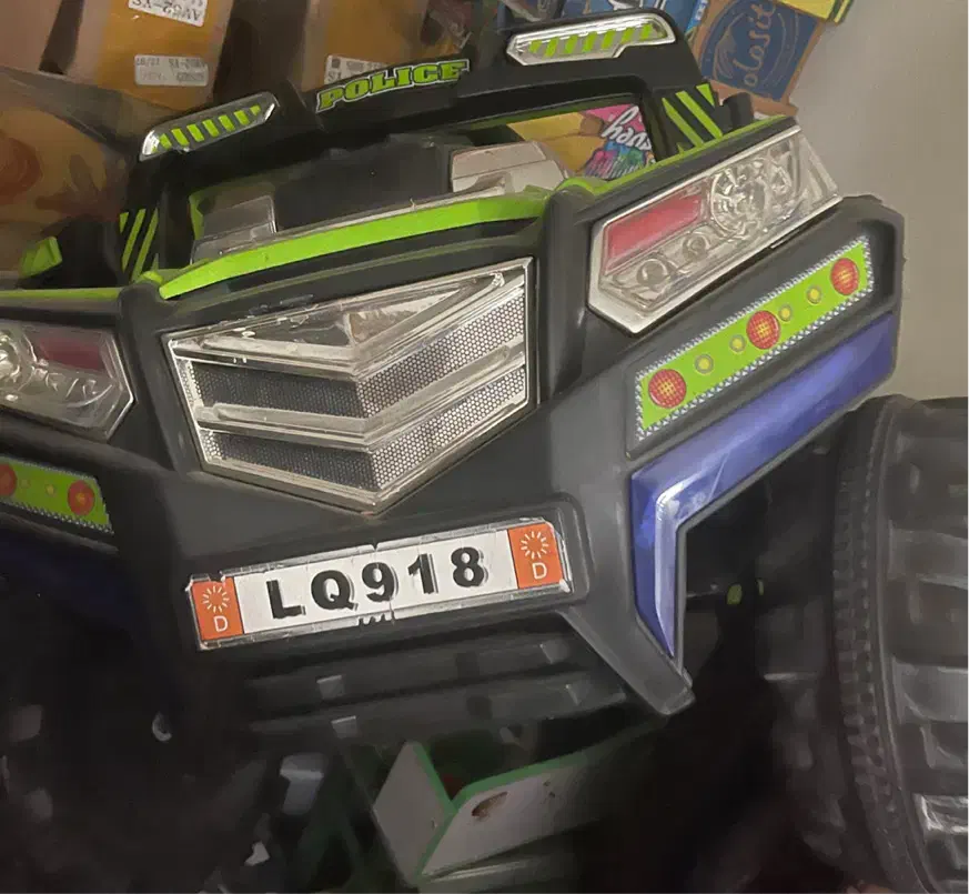 ماشین شارژی جیپ دو نفره|اسباببازی|کرج, فاز ۱ مهرشهر|دیوار