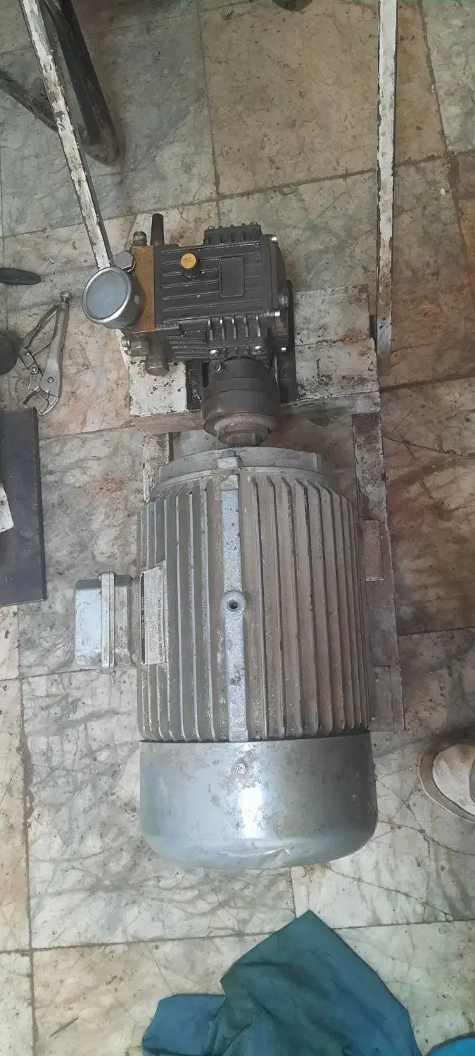 فروش پمپ کارواش کفکش هیلتی|ماشینآلات صنعتی|اشتهارد, |دیوار