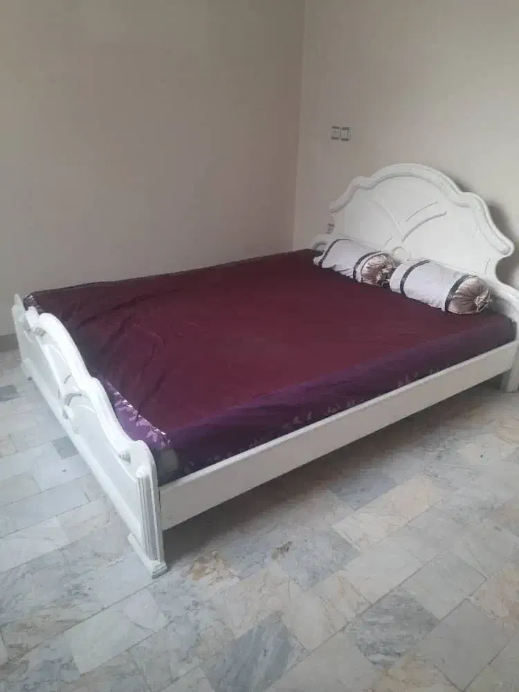 شکوفه کوچه نیک پرور  ۸۰ متری