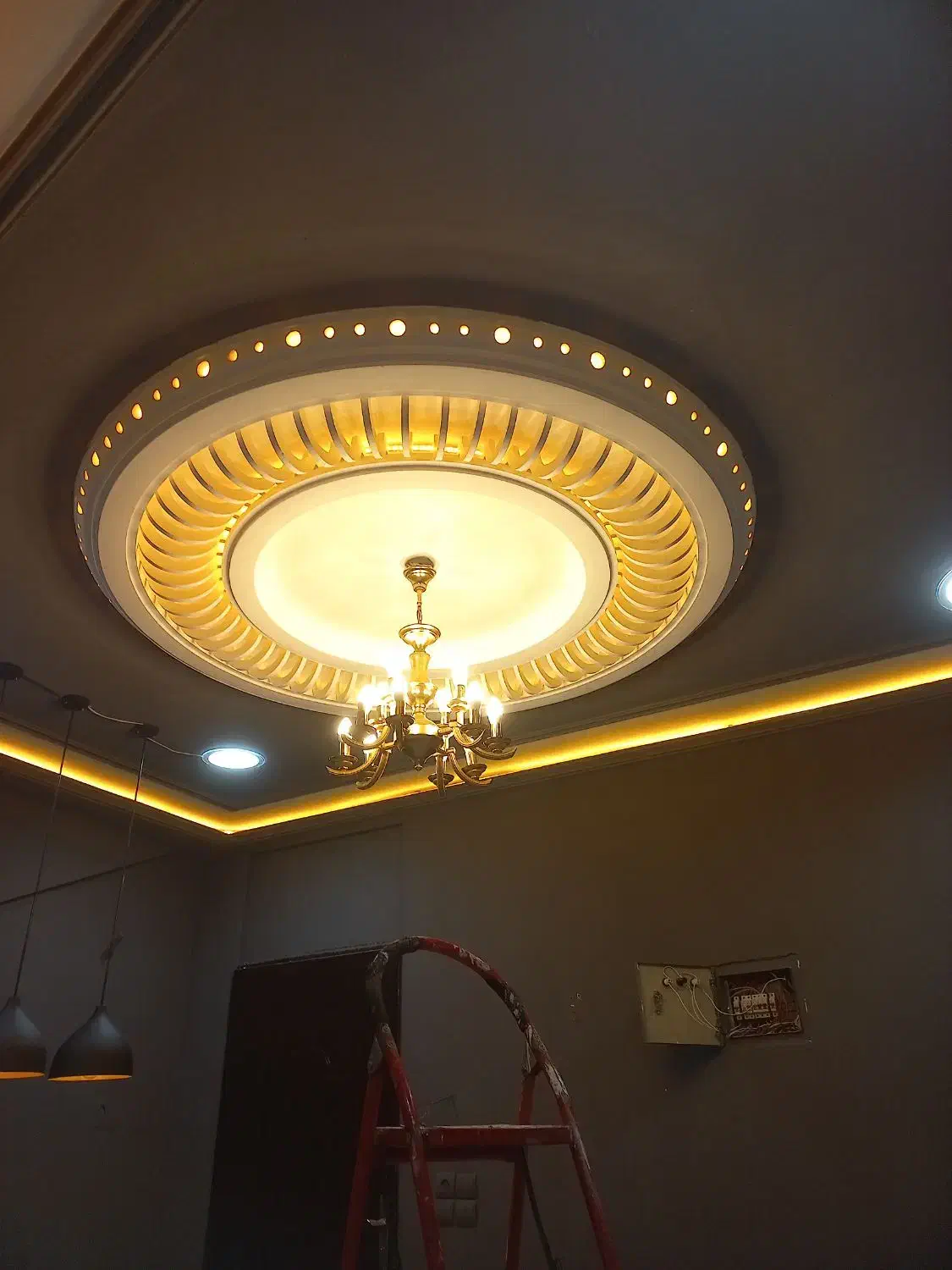 گچبری وگچکاری تعمیرات کلی منازل کاشی سرامیک سنگ|خدمات پیشه و مهارت|ایذه, |دیوار