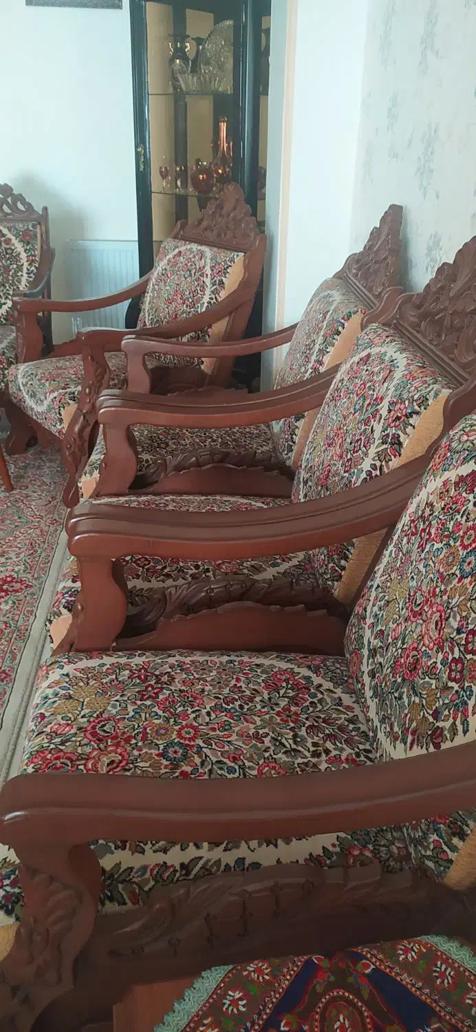 فروش مبل قالی|مبلمان خانگی و میز عسلی|کرمان, |دیوار