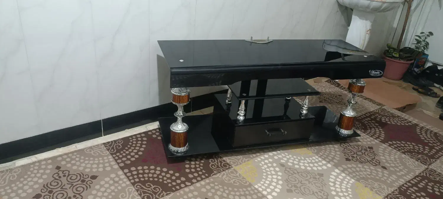 کاملا بی عیب|میز تلویزیون|بانه, |دیوار