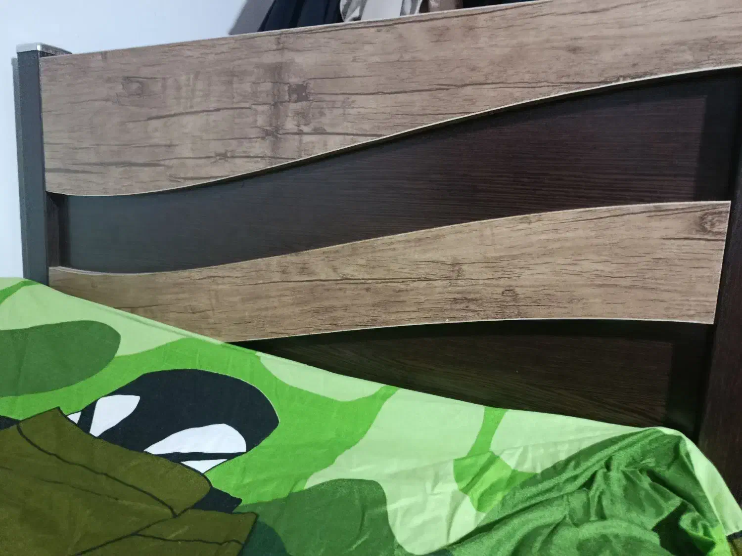 یک عدد تخت خواب|تخت و سرویس خواب|پاکدشت, پاکدشت (مامازند)|دیوار