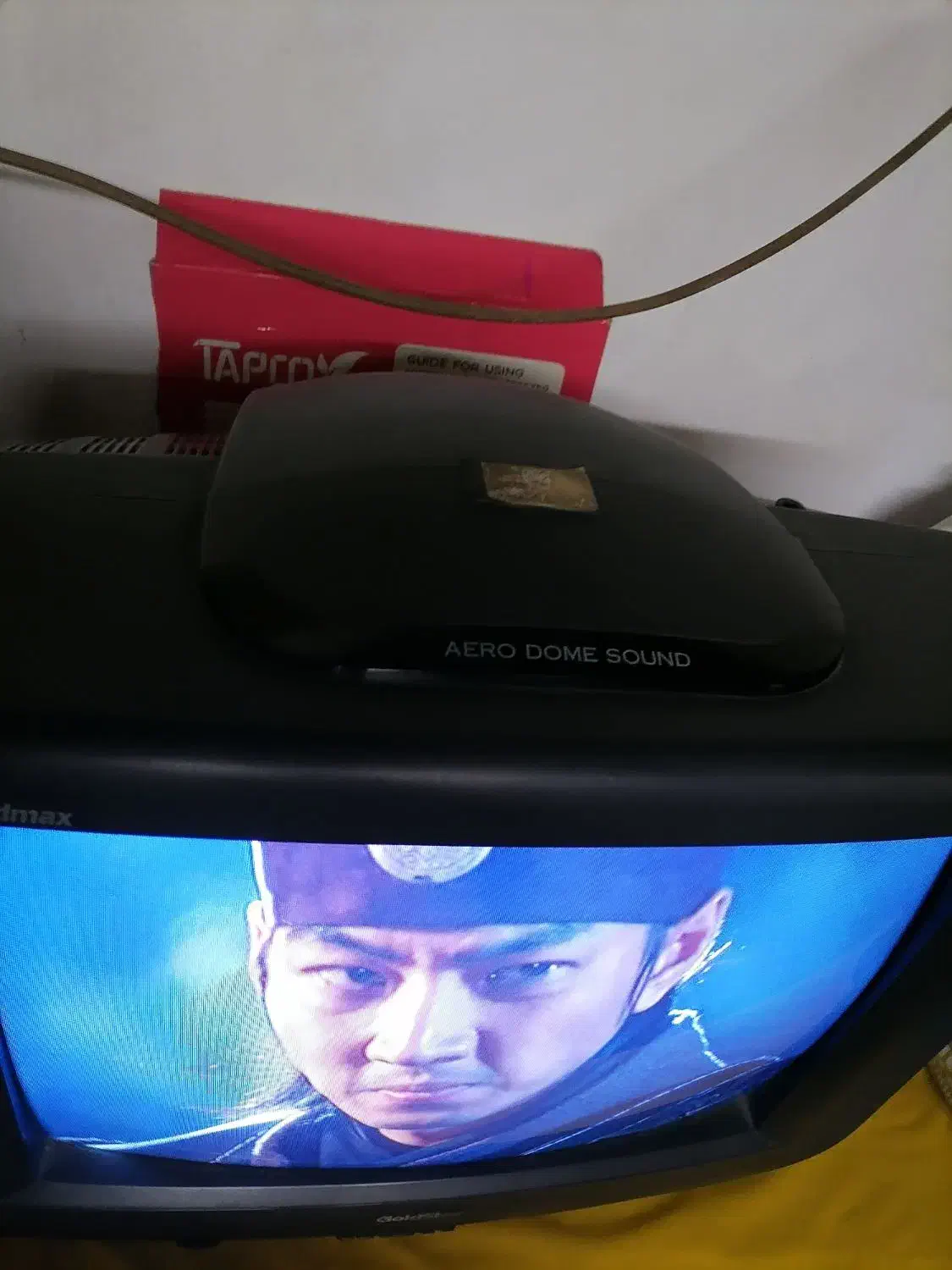 تلوزیون کلدستاردرنوع خودش بهترین کیفت رنگ درمیان|تلویزیون و پروژکتور|رشت, فلسطین|دیوار