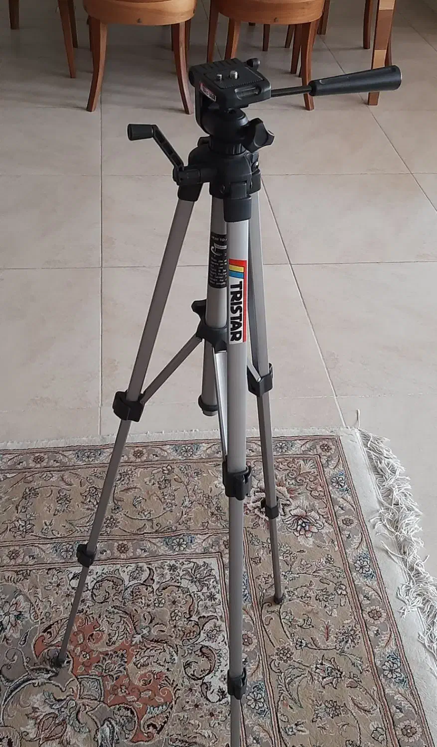 پایه دوربین فیلم برداری وموبایل|دوربین عکاسی و فیلم‌برداری|شیراز, آزادگان|دیوار