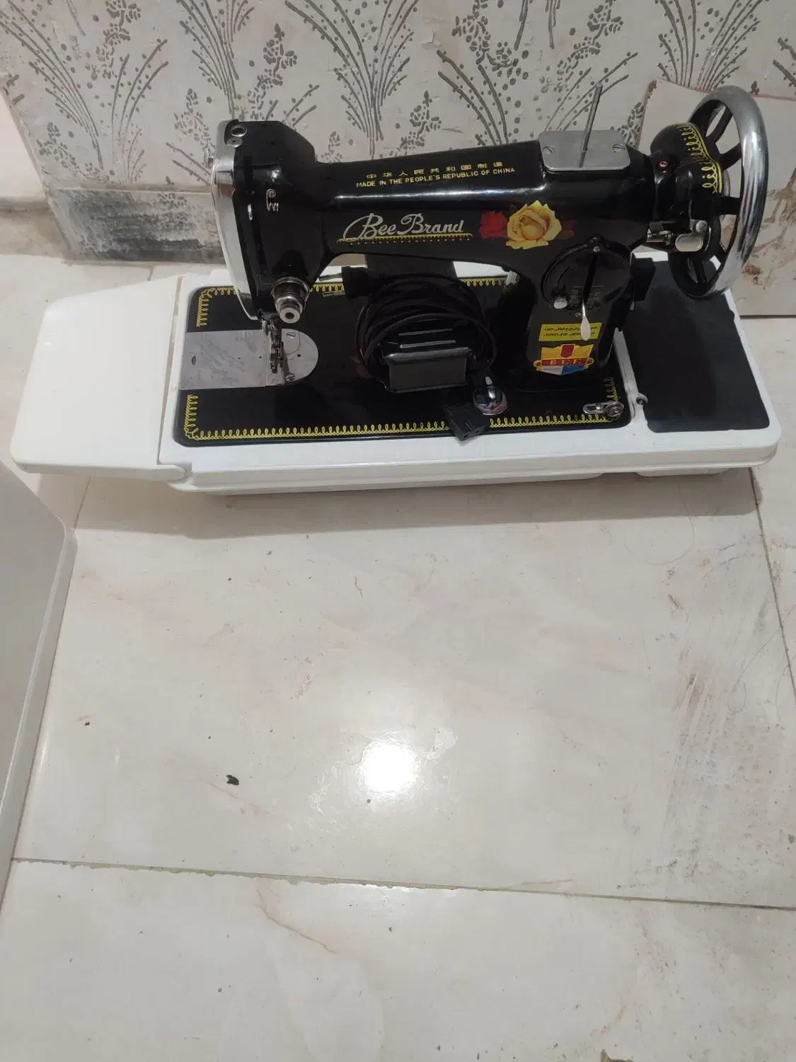 چرخ خیاطی|چرخ خیاطی و ریسندگی|سمنان, |دیوار