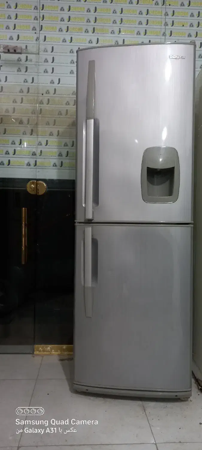 یخچال فریزر دونارو درحد نقرای|یخچال و فریزر|ارومیه, |دیوار