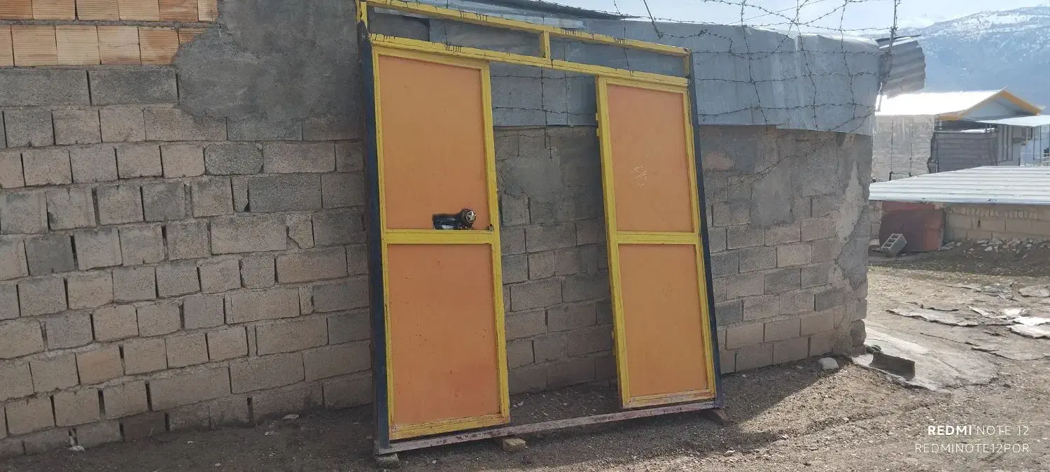 درب حیاط آهن سنگین|مصالح و تجهیزات ساختمان|جوانرود, |دیوار