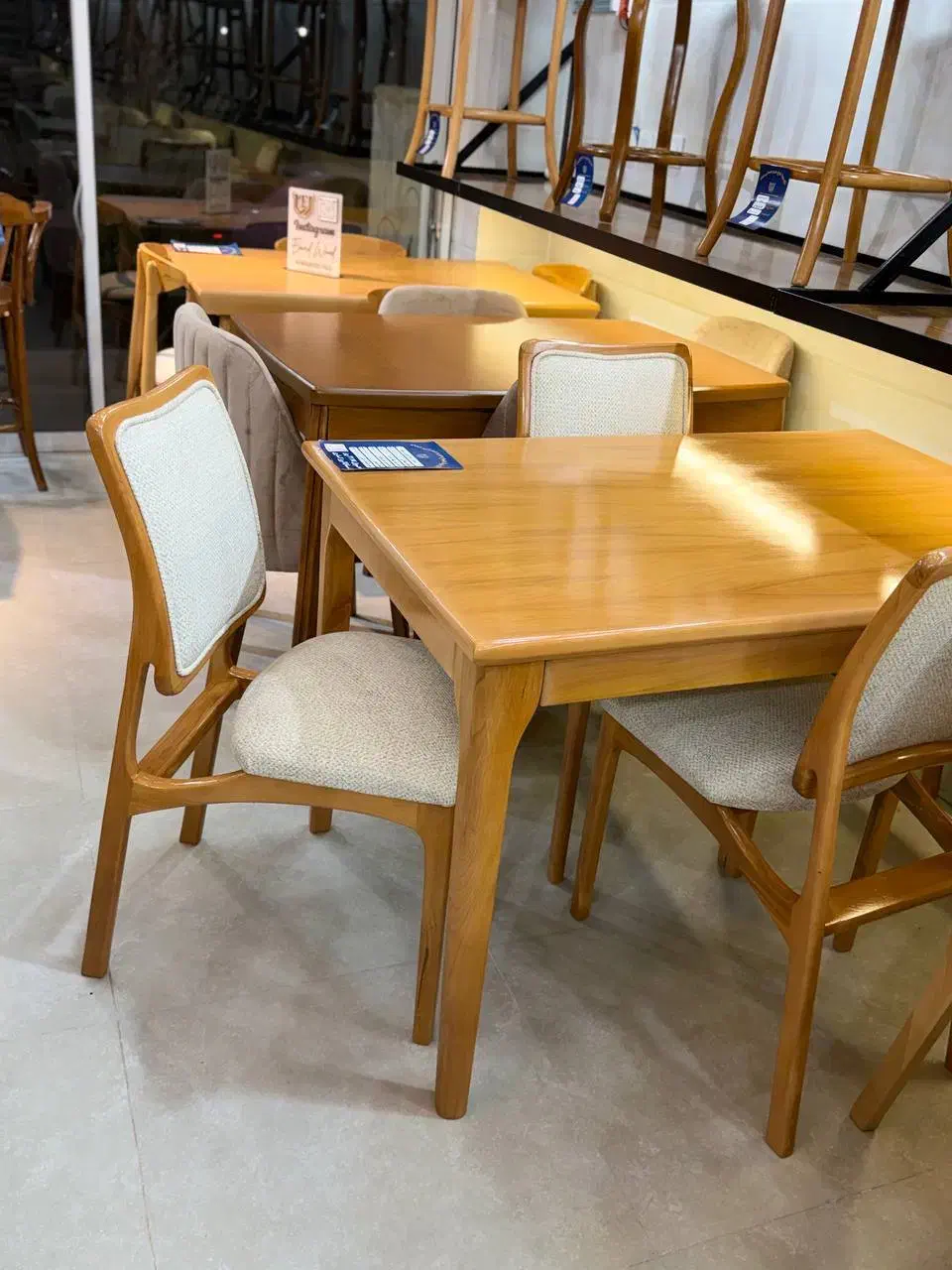 ناهار خوری پرهام|میز و صندلی غذاخوری|یزد, |دیوار