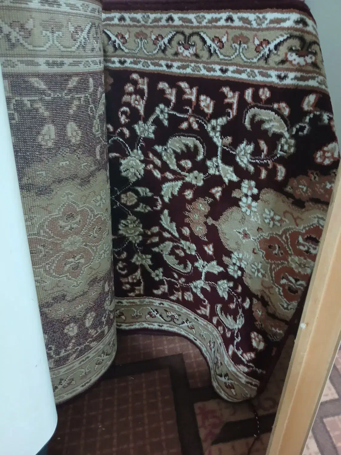 قالیچه کناره سالم ویخچال هایسنس|فرش|دزفول, |دیوار