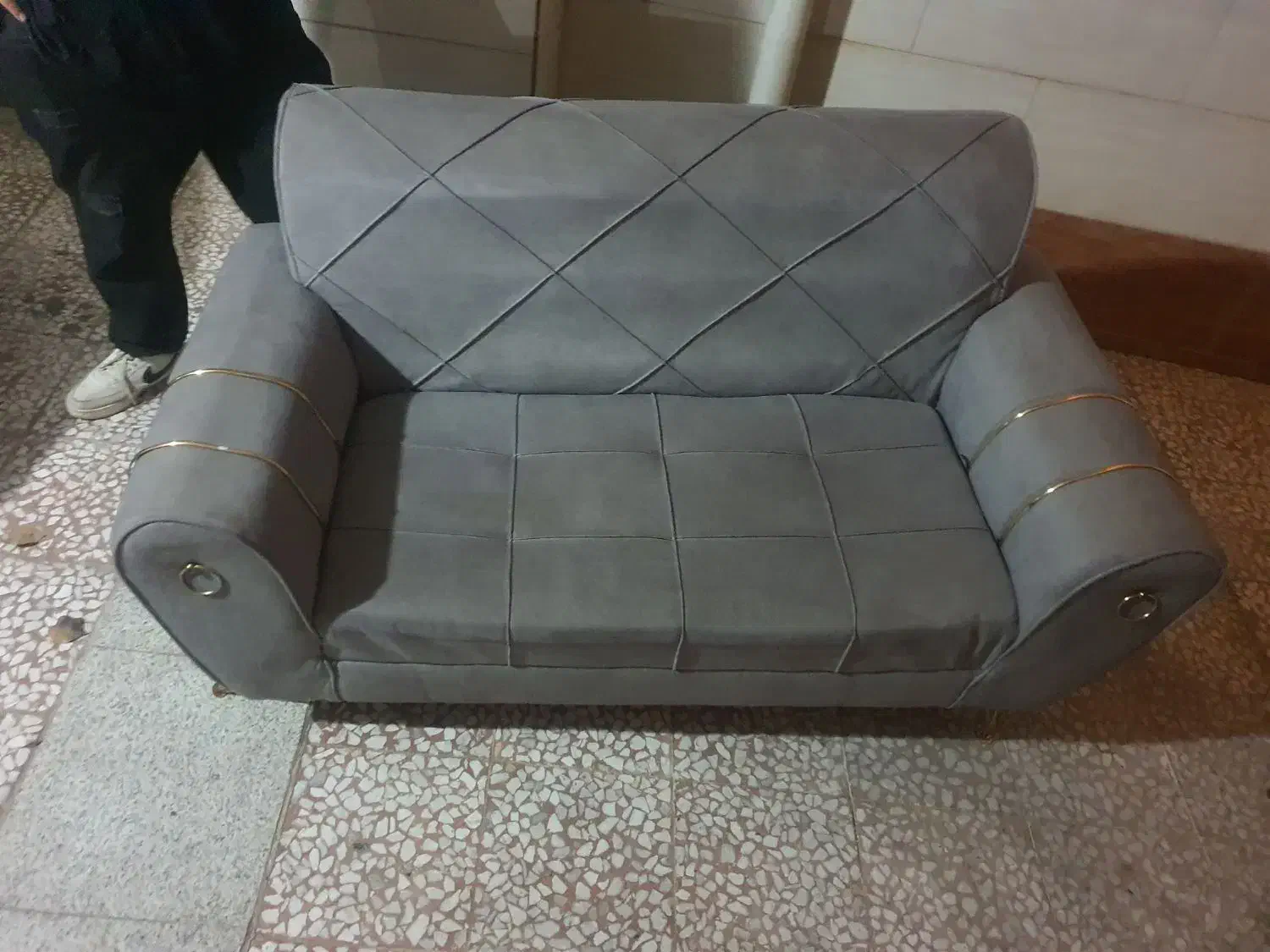 فروش مبل ۷ نفره|مبلمان خانگی و میز عسلی|رشت, بلوار گیلان|دیوار