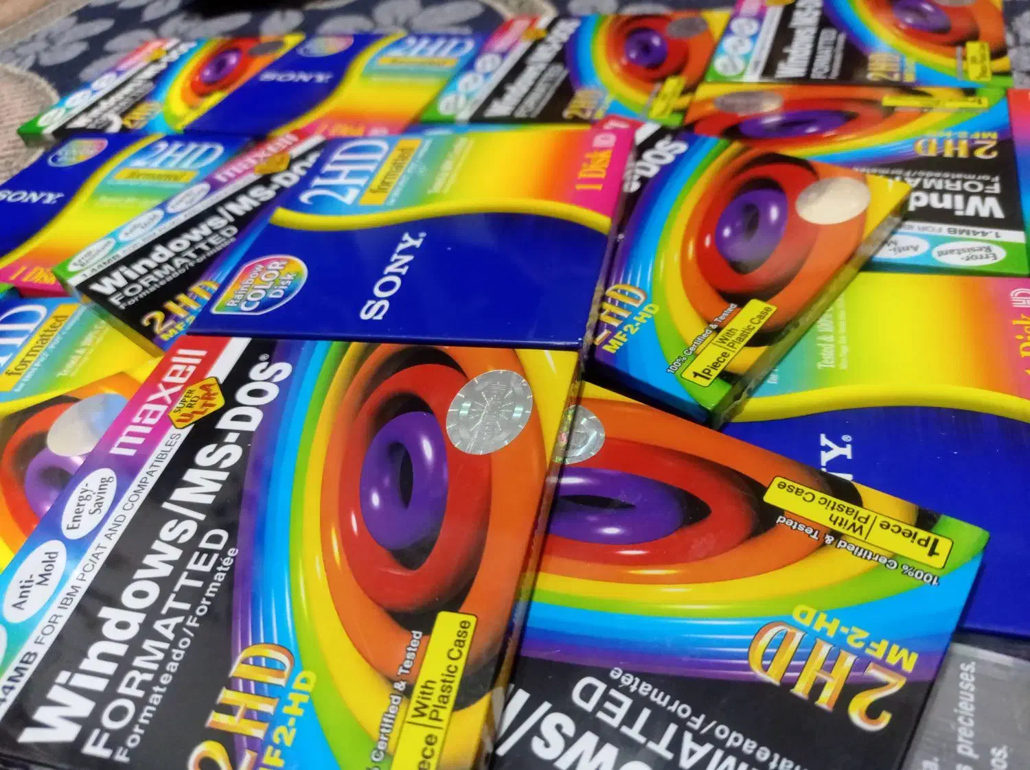 فلاپی وریتم A1000.|پیانو، کیبورد، آکاردئون|بندرعباس, |دیوار