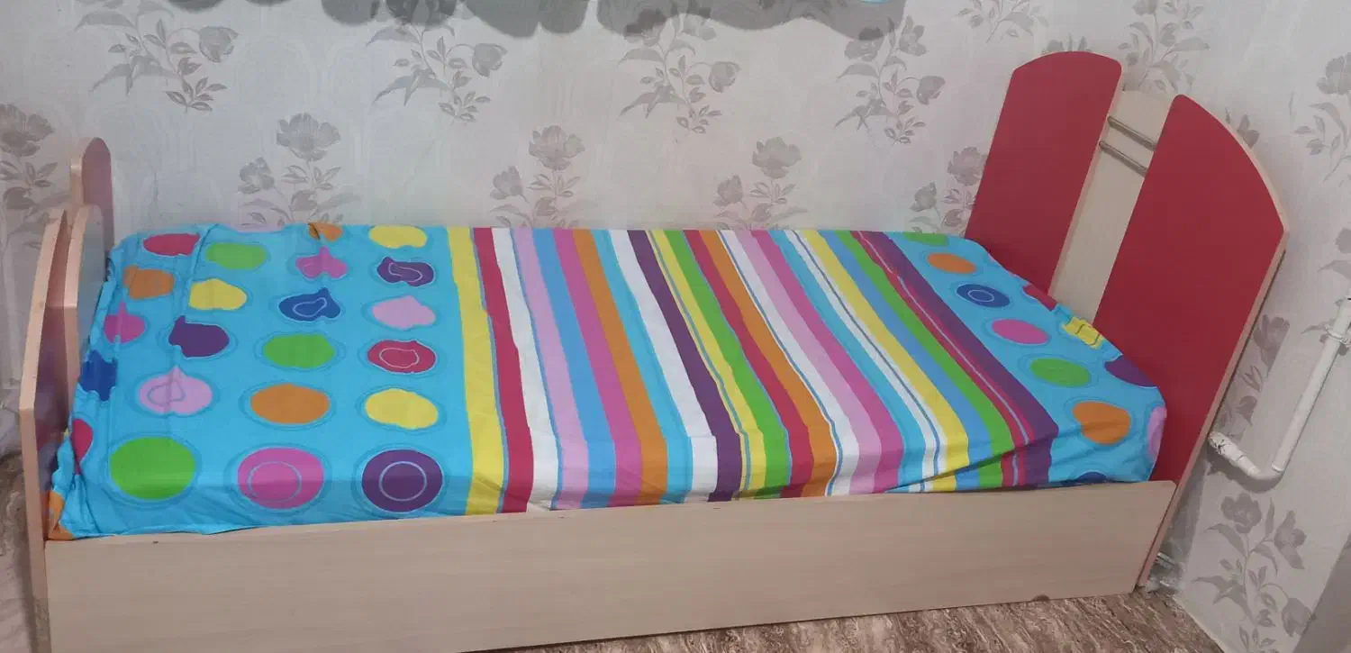 تخت و کمد نوجوان|تخت و سرویس خواب|قزوین, |دیوار