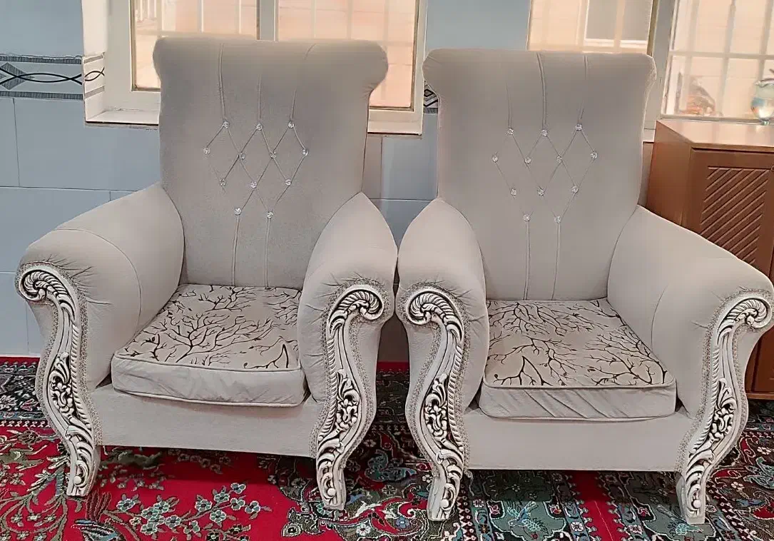 مبل ۷ نفره|مبلمان خانگی و میز عسلی|میانه, |دیوار