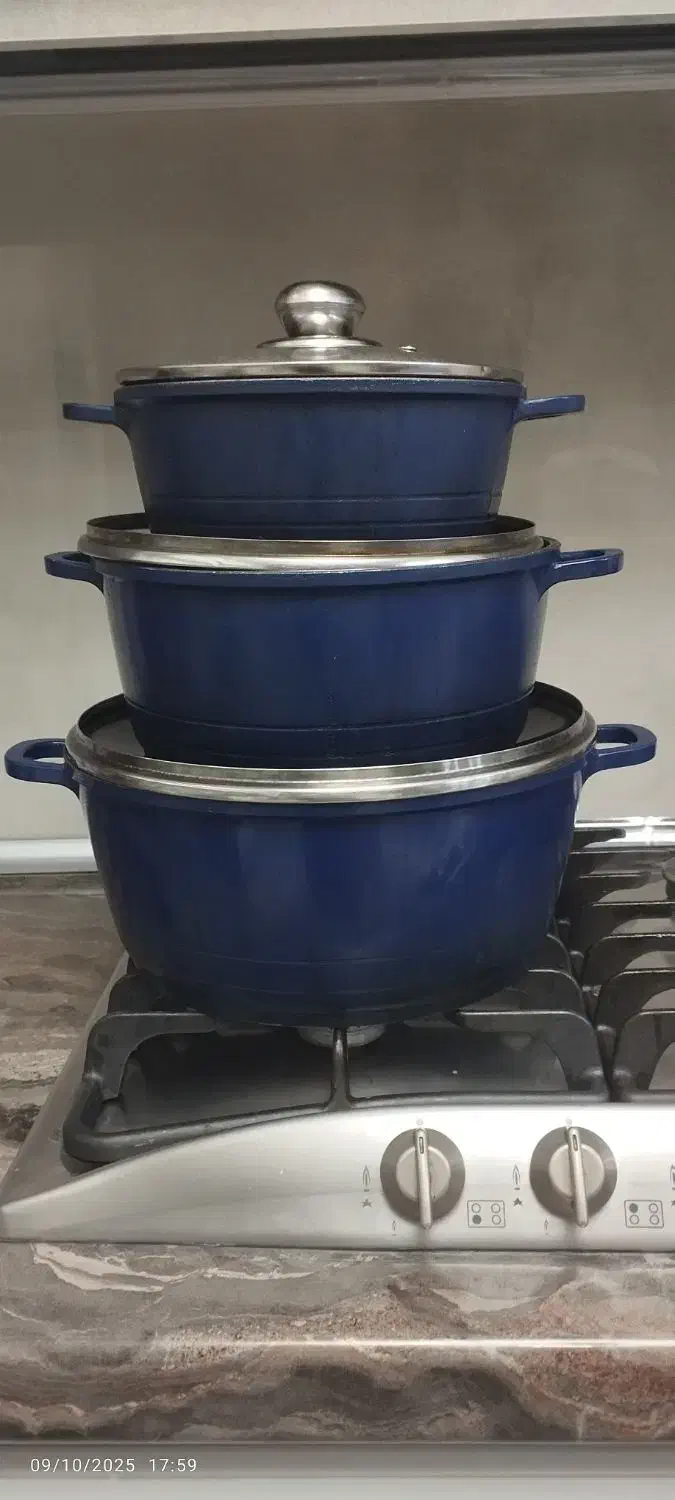 سرویس قابلمه|ظروف پخت‌وپز|کیش, |دیوار