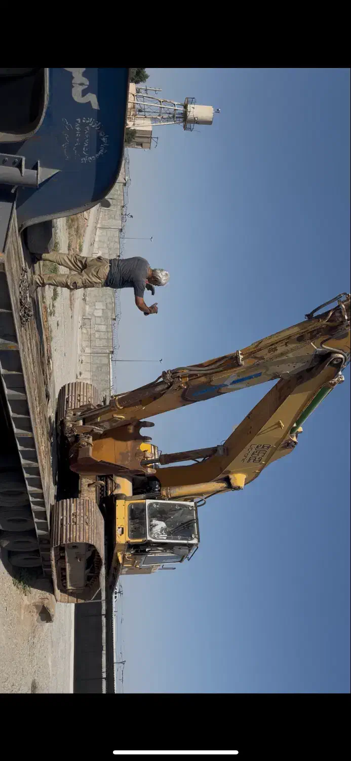 بیل مکانیکی معادل ۶۰۰ کماتسو کاملا نو|خودرو سنگین|اسلام‌شهر, ملک‌آباد|دیوار