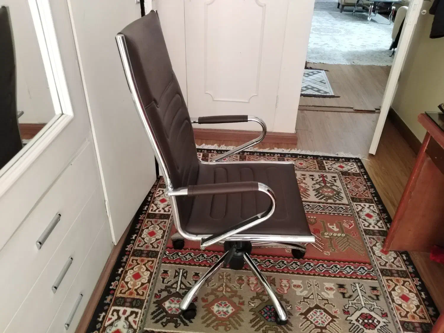 صندلی اداری طرح مدیریتی درحد نو|دفتر کار|تهران, باغ فیض|دیوار