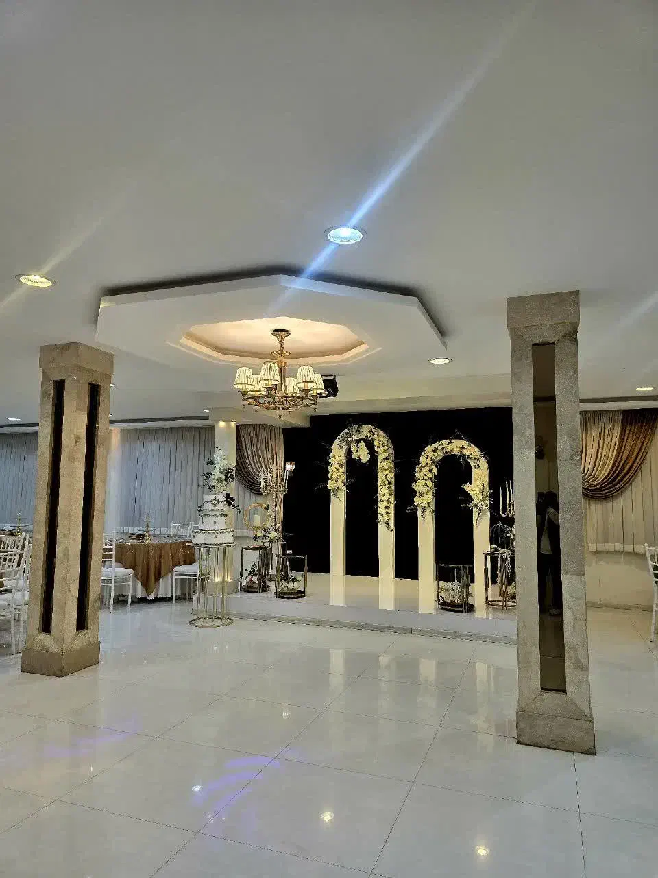 تالار عروسی . تولد. ترحیم|خدمات پذیرایی، مراسم|مشهد, ویلاشهر|دیوار