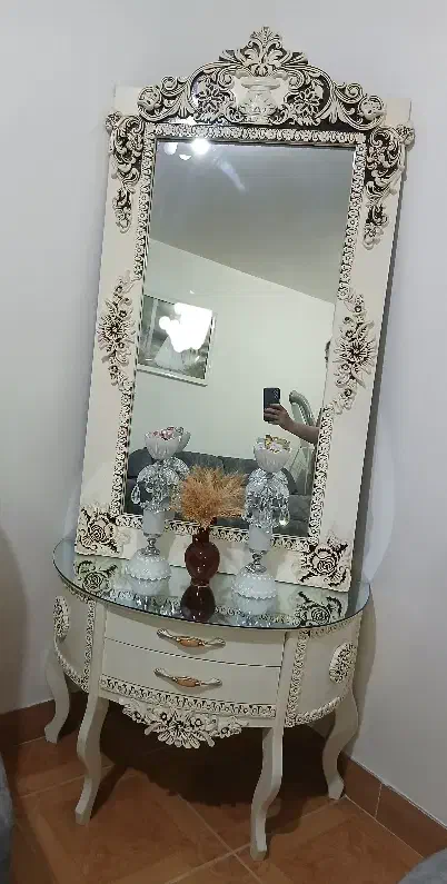 آینه وشمعدان|بوفه، ویترین، کنسول|رشت, استقامت ۲|دیوار