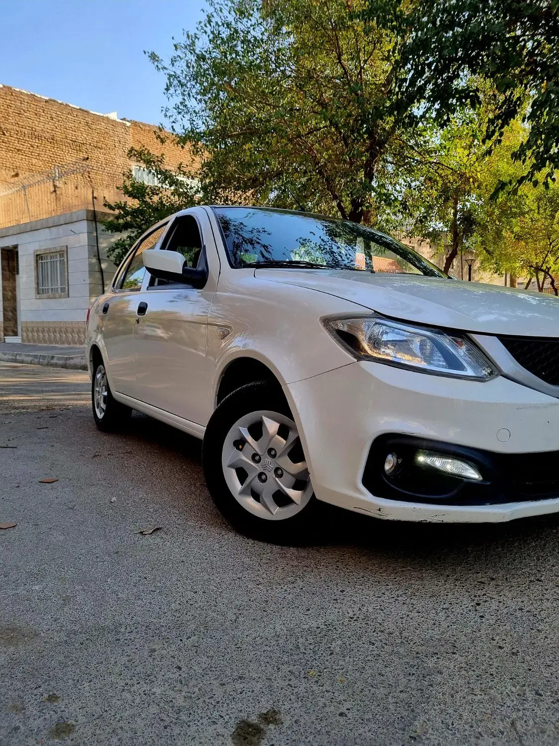 ساینا اس مدل 402 مشابه صفر .|خودرو سواری و وانت|مشهد, مصلی (کارمندان اول)|دیوار