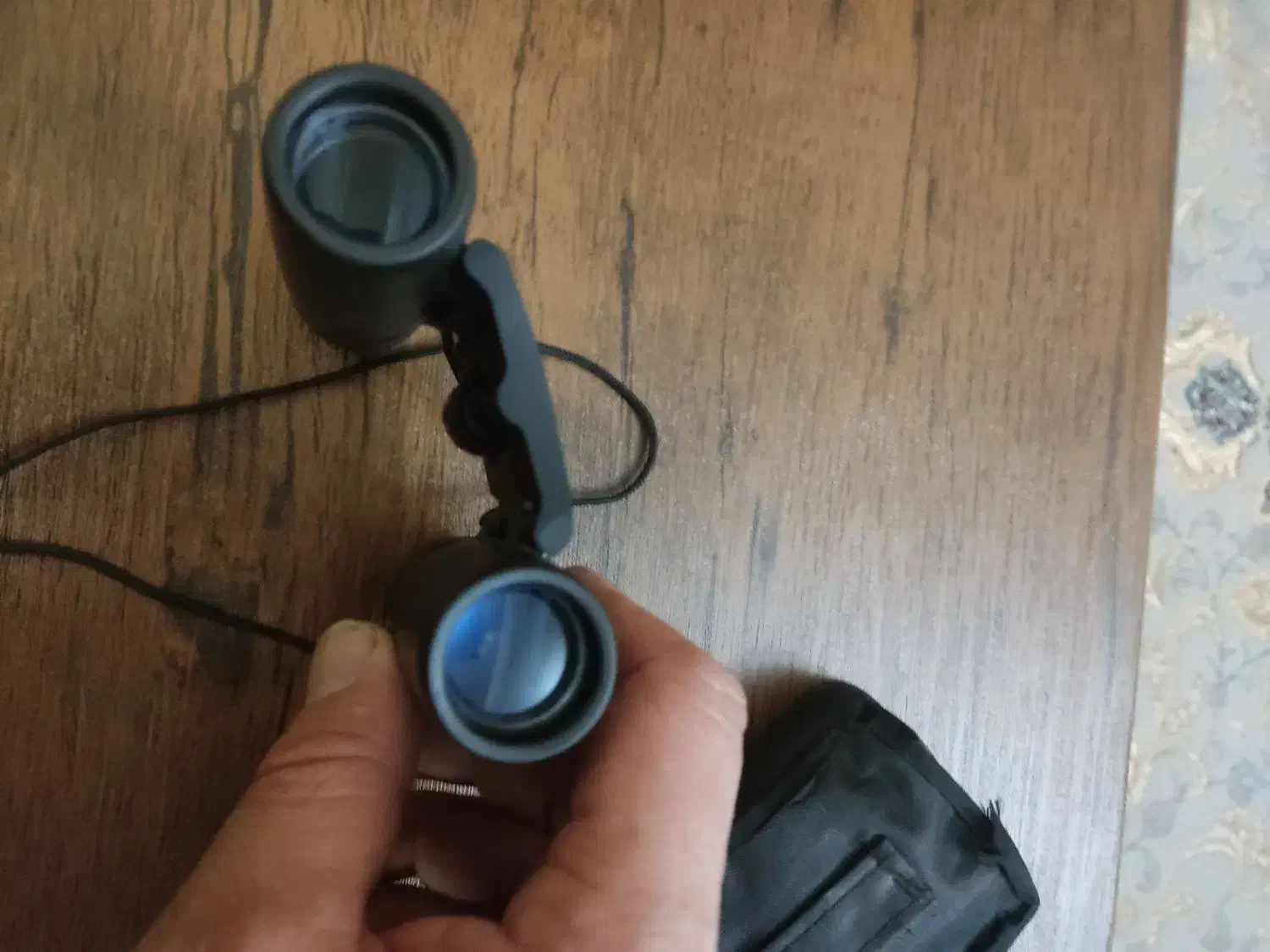 دوربین شکاری اورجینال تاشو با دید و زوم عالی|کوهنوردی و کمپینگ|تبریز, |دیوار