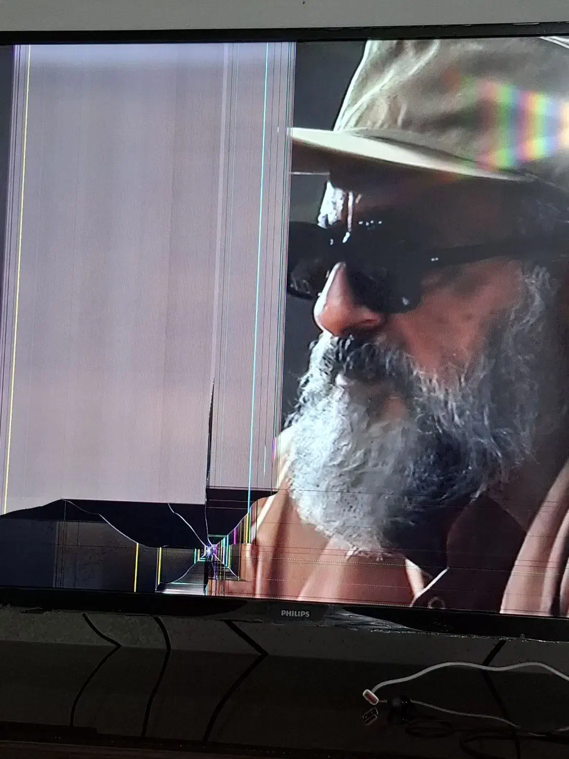 پنل تلویزیون|تلویزیون و پروژکتور|رشت, گلزاران|دیوار