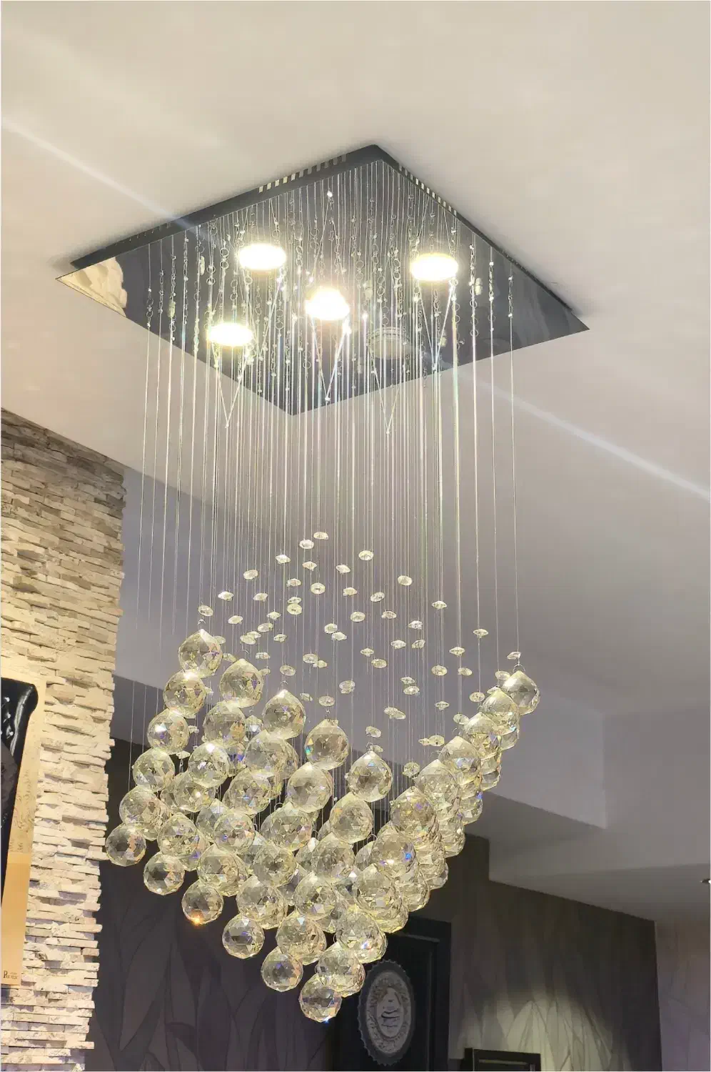 لوستر آویز کریستالی|لوستر و چراغ آویز|کرج, عظیمیه|دیوار