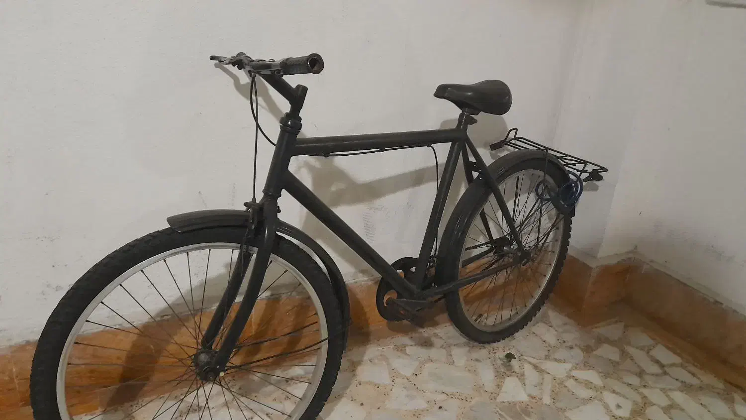 دوچرخه 26|دوچرخه، اسکیت، اسکوتر|رشت, منظریه|دیوار