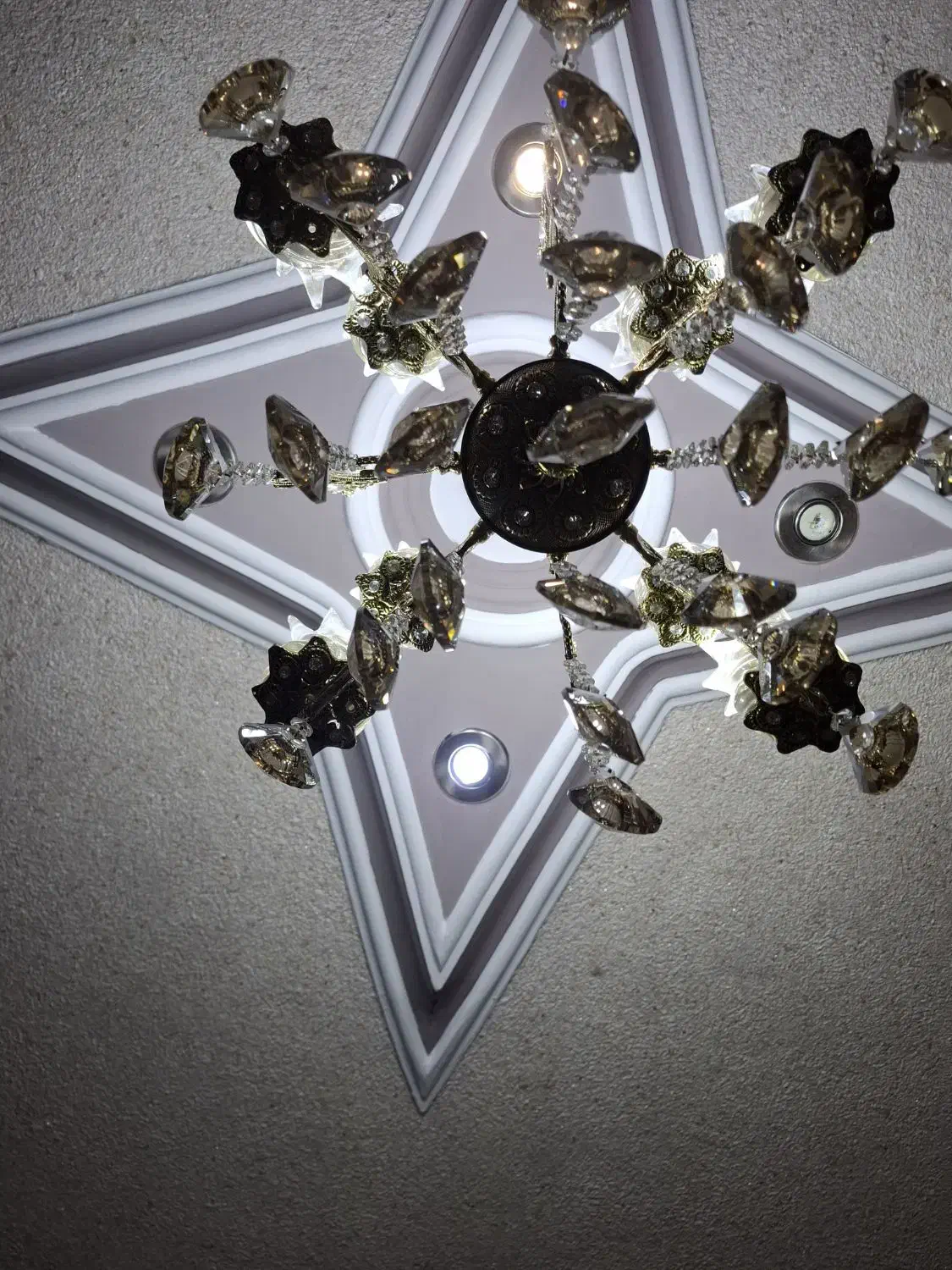 یک عدد لوستر تمام برنج|لوستر و چراغ آویز|هشتگرد, شهرک وحدت|دیوار