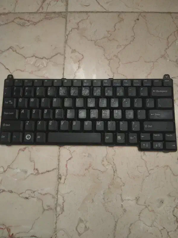 کیبورد لپ تاب دل ۱۵۲۰|قطعات و لوازم جانبی رایانه|قم, قلعه یزدیها|دیوار