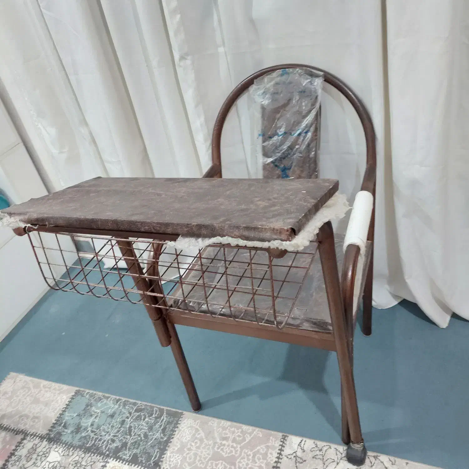 صندلی نماز|صندلی و نیمکت|رامهرمز, |دیوار