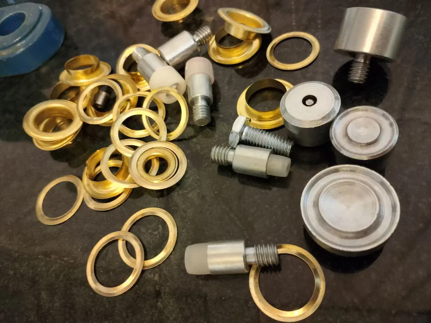 دستگاه پانچ|لوازم خیاطی و بافتنی|آبپخش, |دیوار