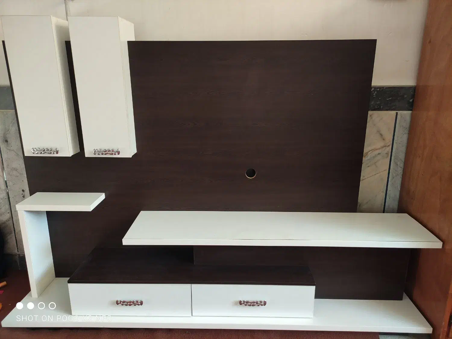 میز زیر تلویزیون|میز تلویزیون|گنبد کاووس, |دیوار