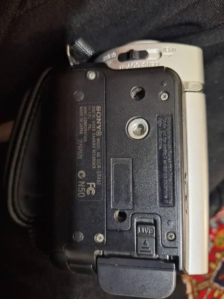 دوربین سونی|دوربین عکاسی و فیلم‌برداری|تبریز, |دیوار