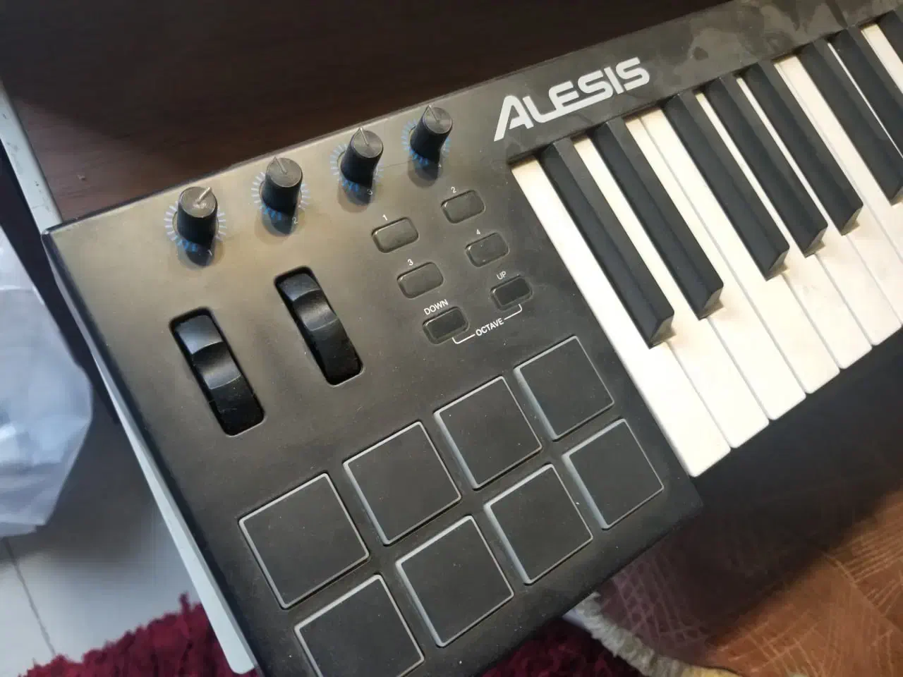 میدی کنترلر السیس V61|آلات موسیقی|تهران, مهران (سیدخندان)|دیوار