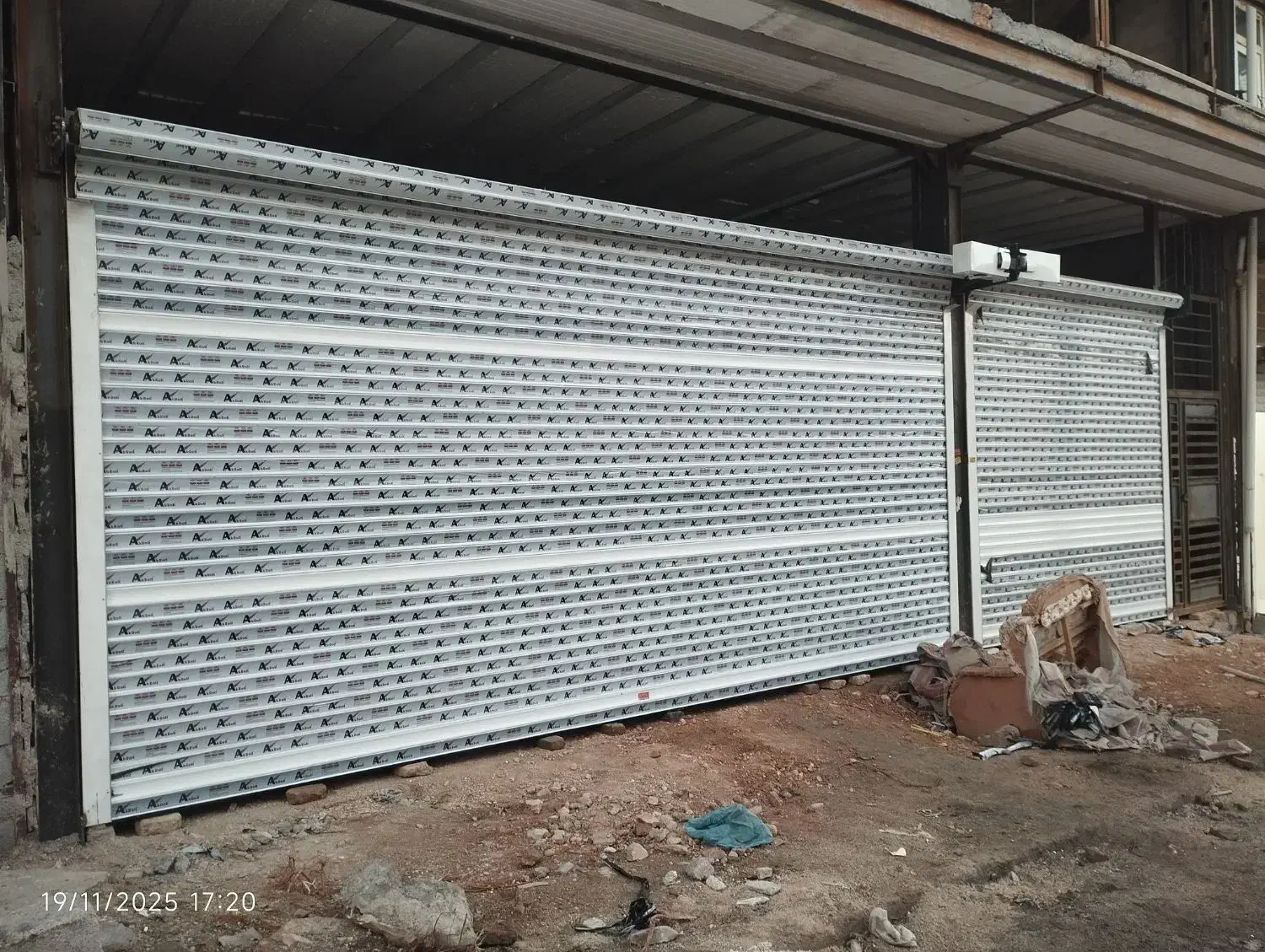 نصب و تعمیر انواع کرکره برقی و جک بازویی|خدمات پیشه و مهارت|سرپل ذهاب, |دیوار