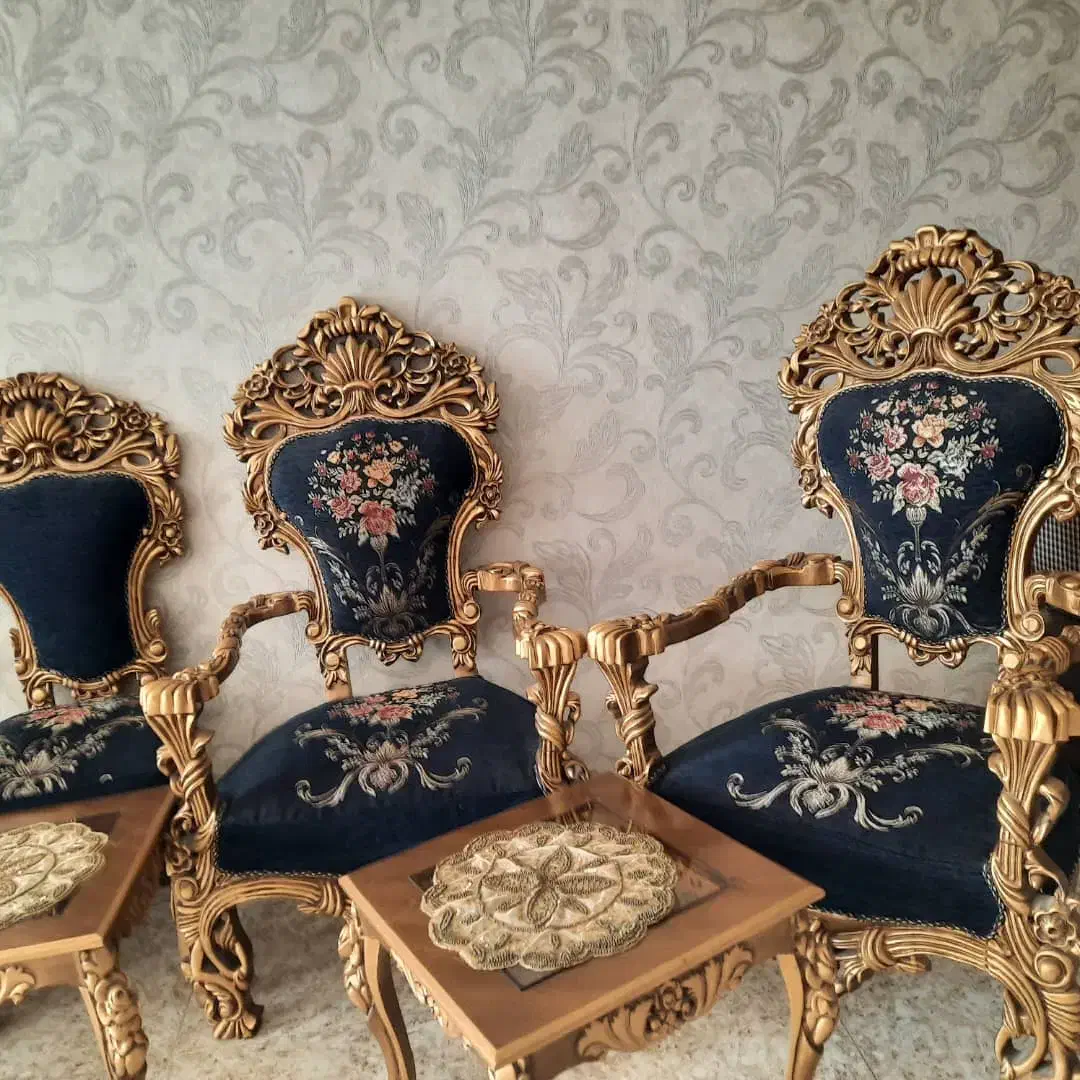 مبل سلطنتی..ومیز ناهارخوری 4نفره|مبلمان خانگی و میز عسلی|نجفآباد, ویلاشهر|دیوار