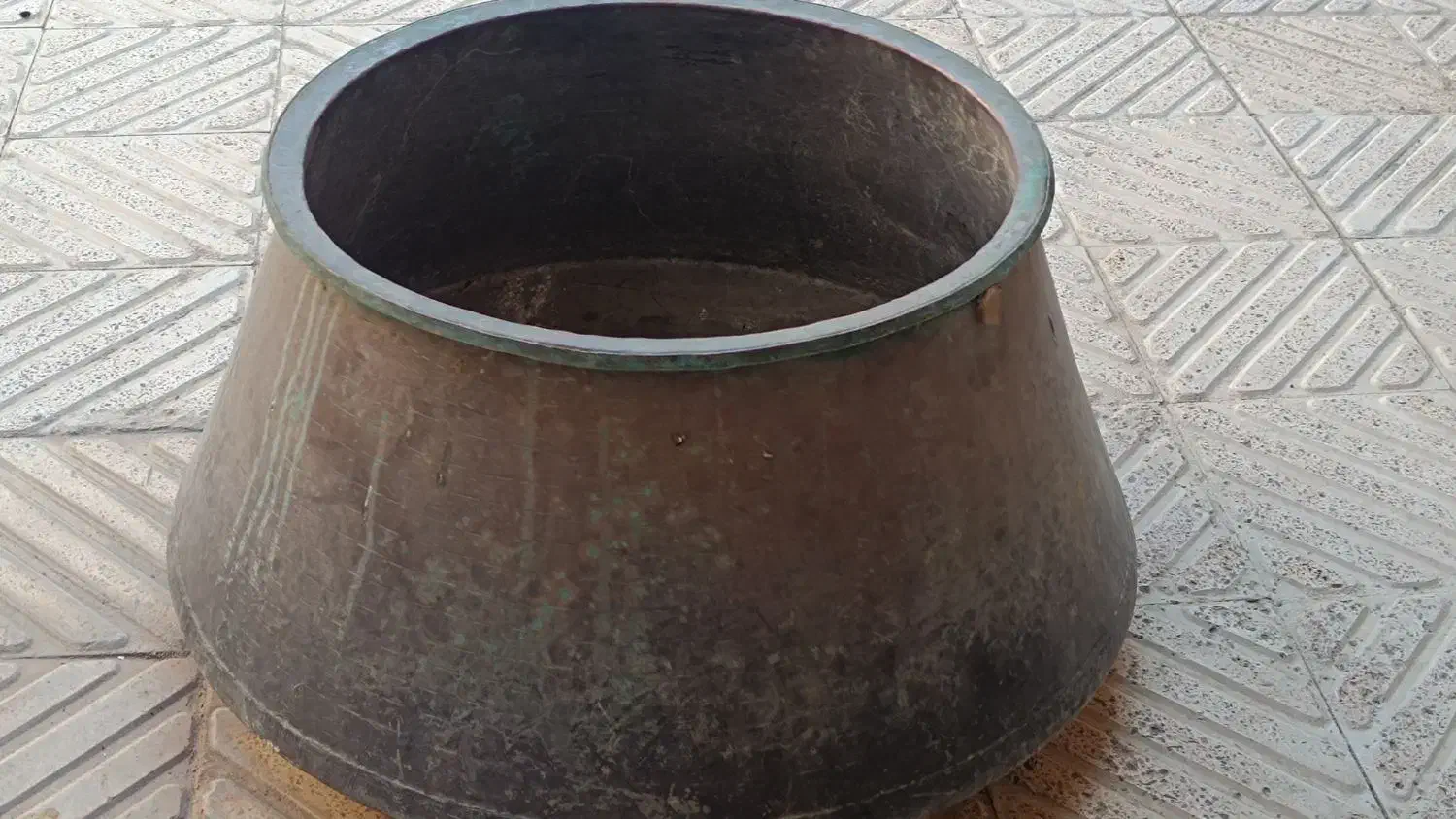 دیگ مسی قدیمی 22 کیلویی|ظروف پختوپز|آذرشهر, |دیوار