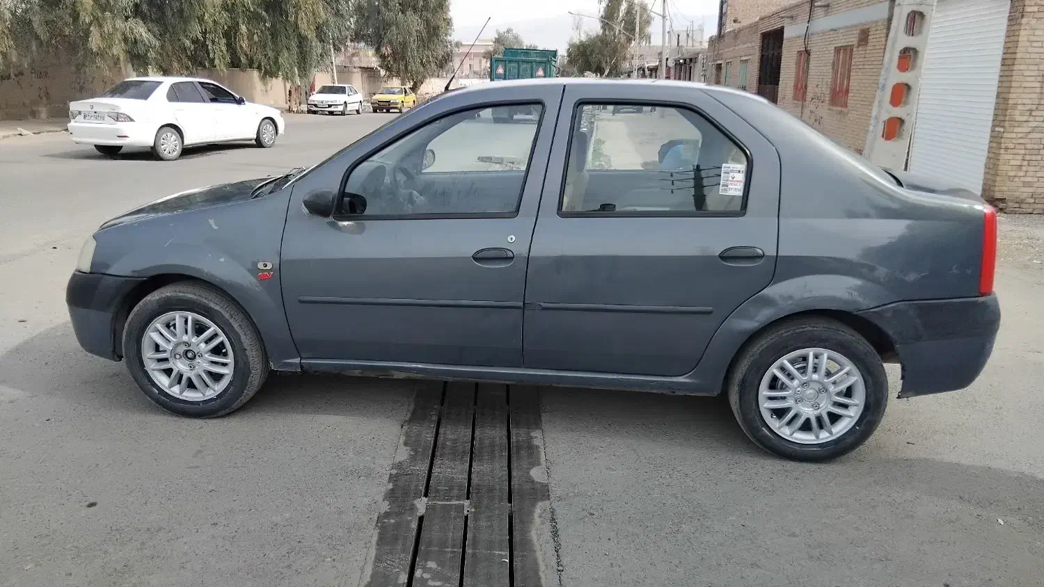 فروش فوری|خودرو سواری و وانت|جیرفت, |دیوار