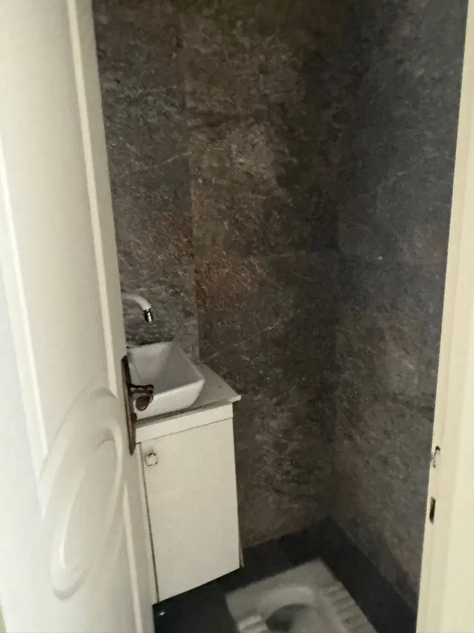 ۱۳۰متری/فول/غرب باقری/ایزدپناه/خوشنقشه نورگیر