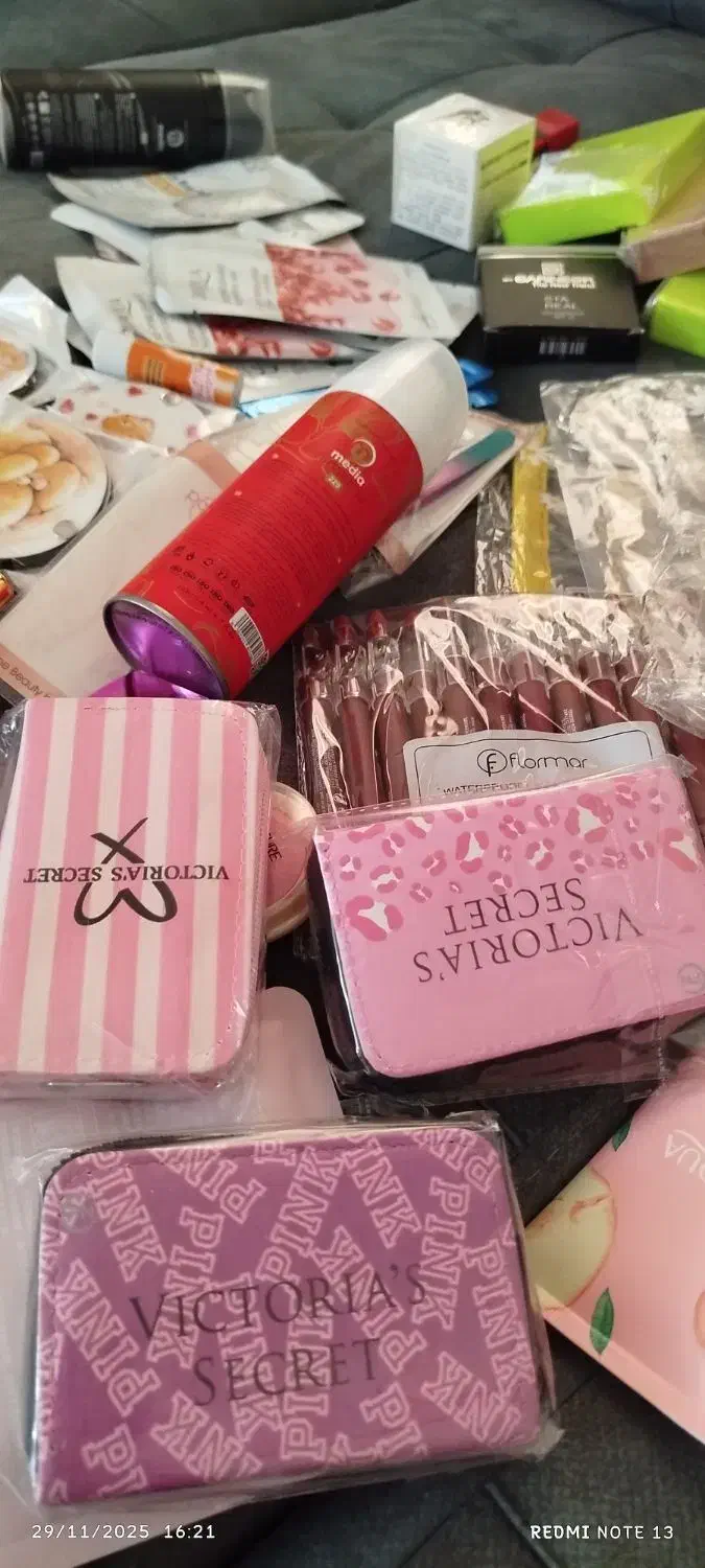 جاکارتی|کیف، کفش، کمربند|سرپل ذهاب, |دیوار